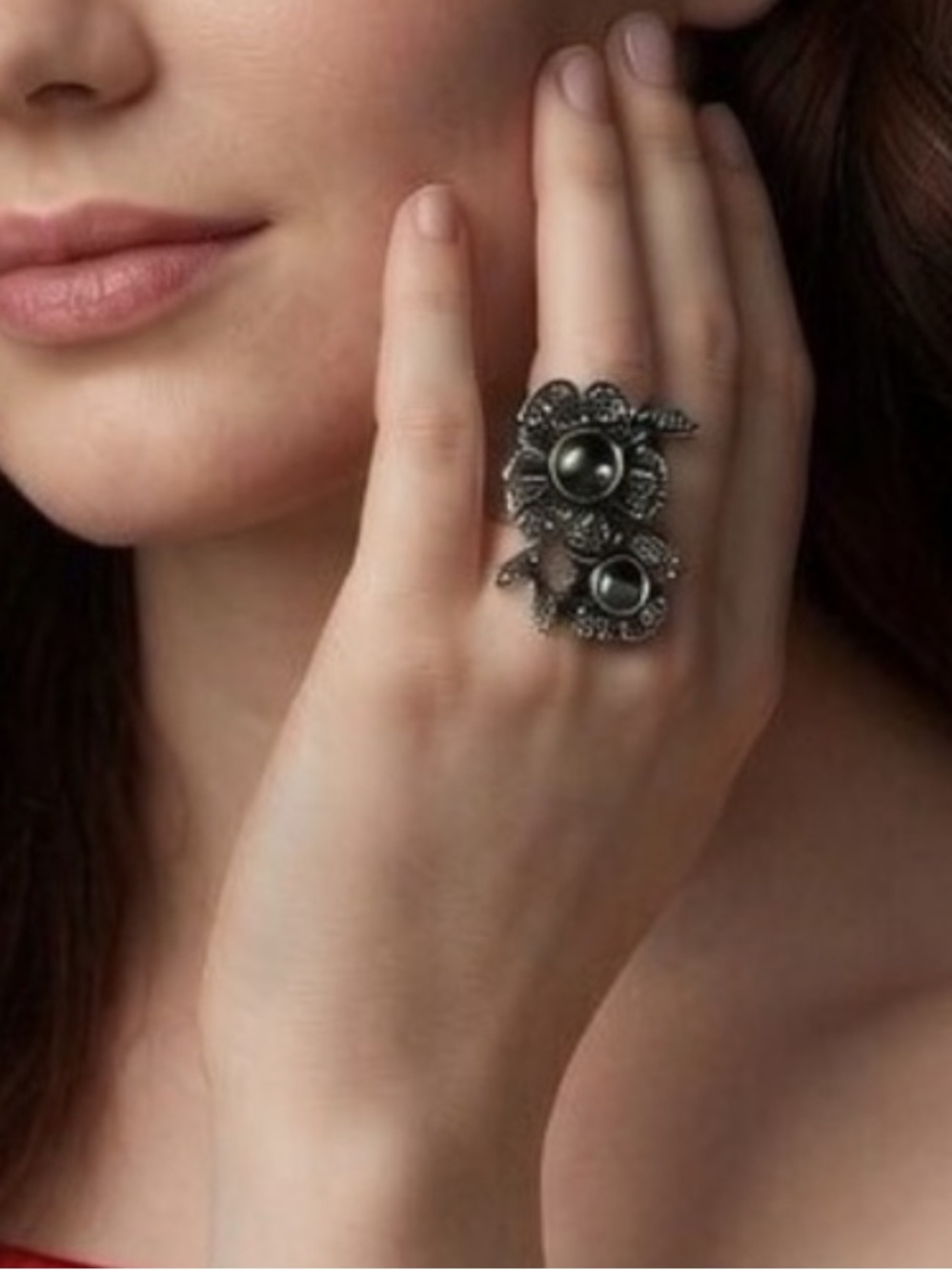 Fossil Black Flower Ring Marcasite Accents Shimmery Festival Concert Spring